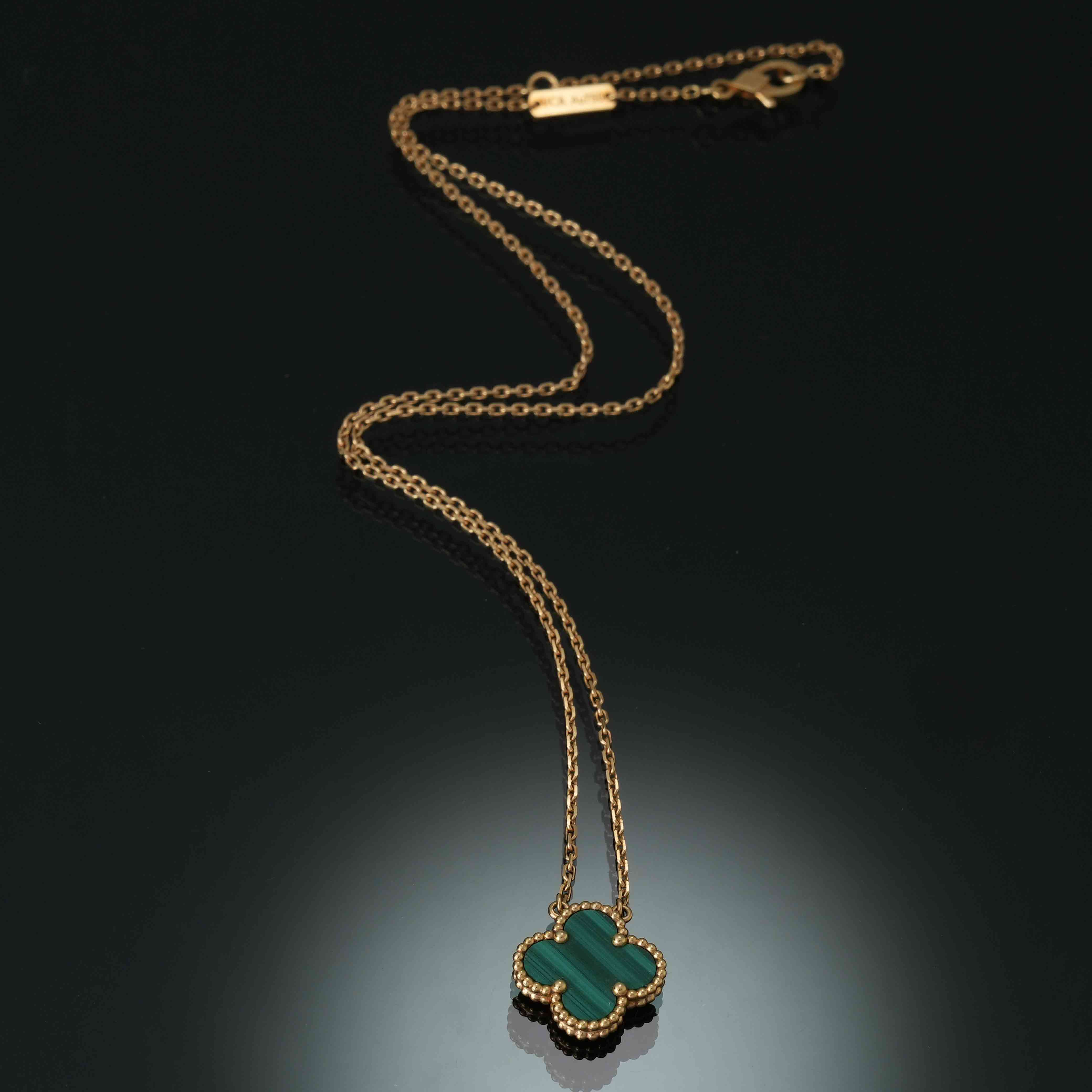 Van Cleef & Arpels(USED)반클리프앤아펠 빈티지 알함브라 네크리스 말라카이트